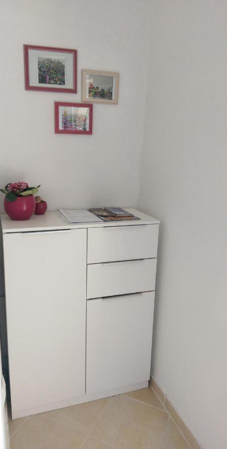 Apartments By The Sea Cove Zaglav, Korcula - 12208 Prizba Ngoại thất bức ảnh