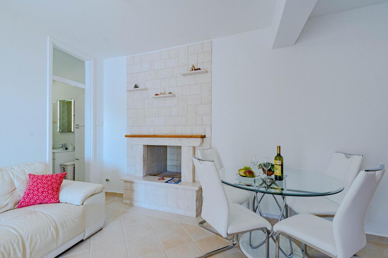 Apartments By The Sea Cove Zaglav, Korcula - 12208 Prizba Ngoại thất bức ảnh